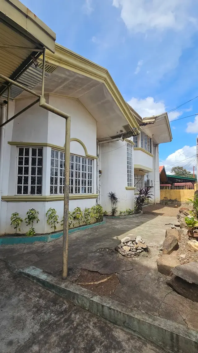 HOUSE FOR RENT 180 SQM Location: Matina Aplaya (flood-free zone) 3 BR 2 TB With Parking Space Cemented Road Ge renovate na ni sya karun newly repaint and new roof pm for more details.. - Secondary Image