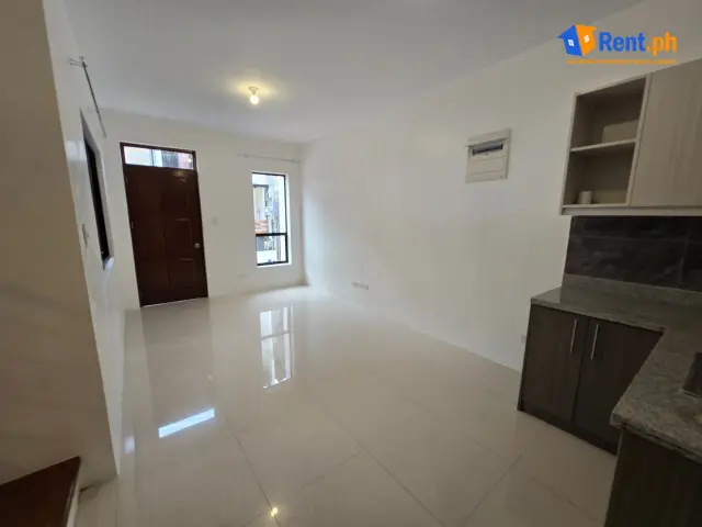 Modern 3BR Townhouse For Rent in Tisa Cebu City with Parking - Secondary Image