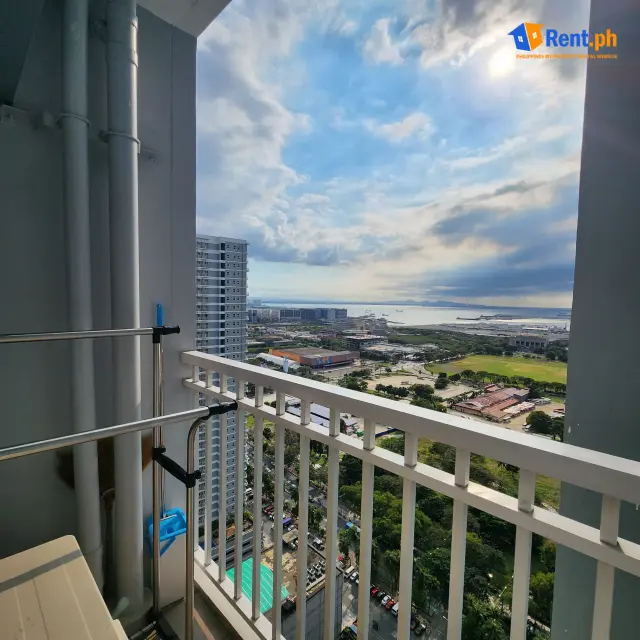 Modern 1 Bedroom For Rent in Pasay City near MOA - Fully Furnished - Secondary Image