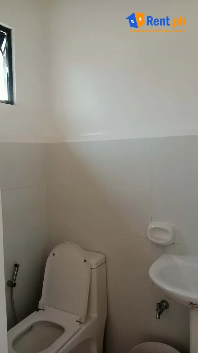 Commercial Space For Rent! Located at Lagao GEnsan with Parkin - Secondary Image