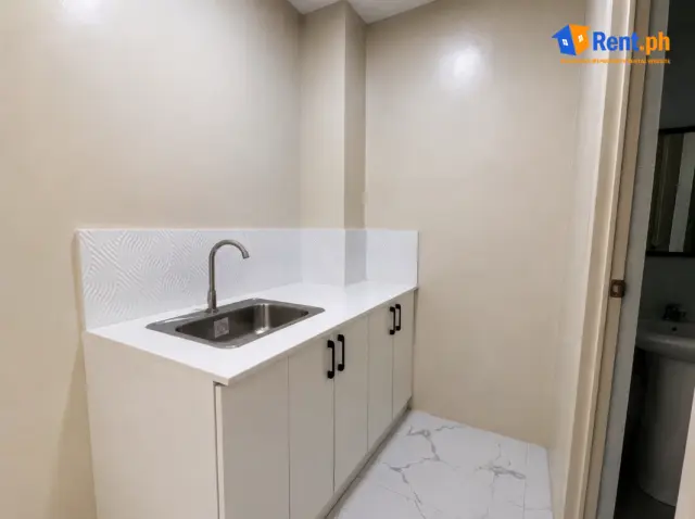 Cozy 2BR Apartment For Rent in Punta Taytay Bacolod with Parking (UNIT 1) - Secondary Image