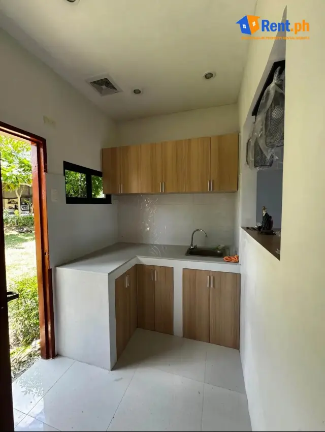 Serenis Modern Townhouse For Rent in Talisay Cebu with Pool - Secondary Image