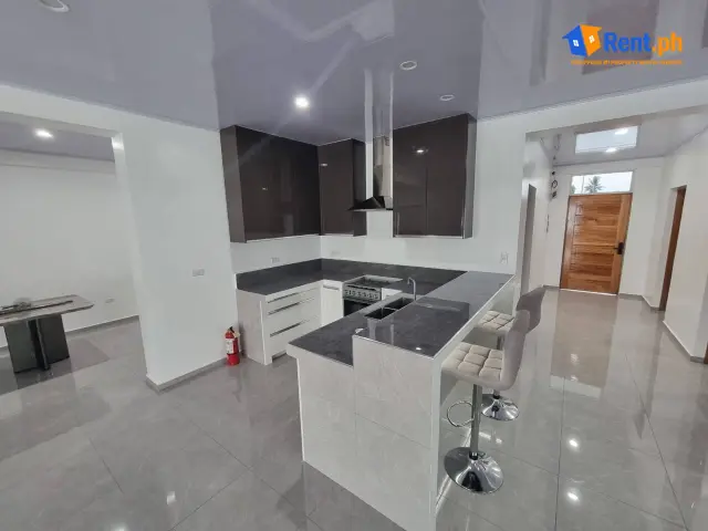 Spacious 3BR House and Lot For Rent in Dumaguete Balugo - Secondary Image