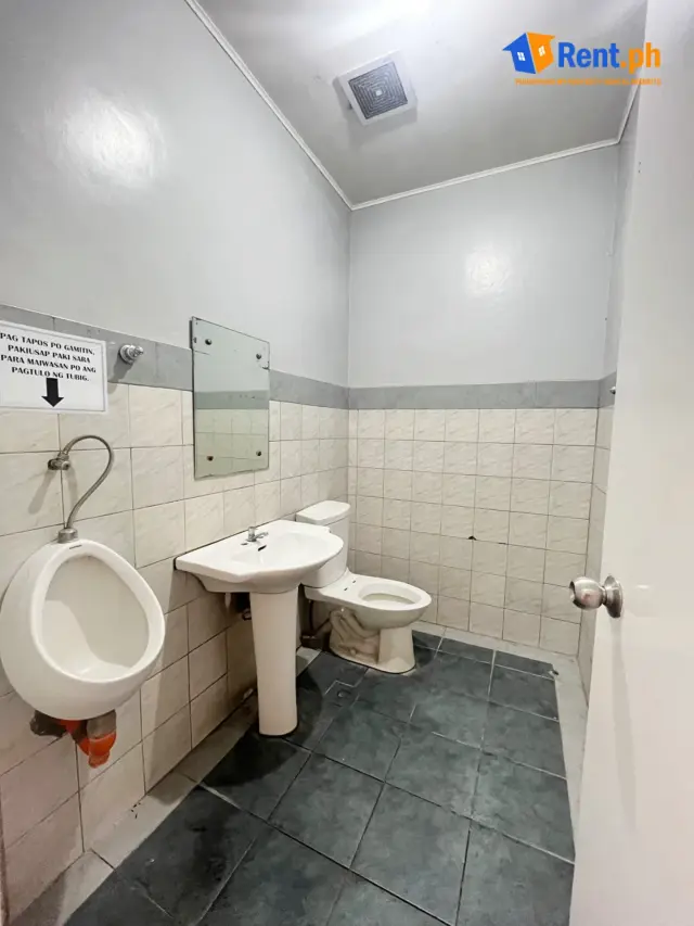 Prime 350sqm Warehouse For Rent in Makati City Business Hub - Secondary Image