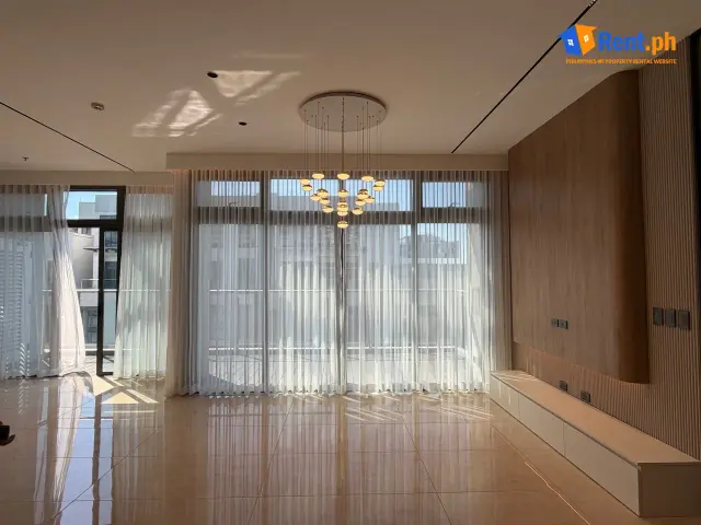 Luxurious 3BR Penthouse For Rent in ARCA South Taguig, Semi Furnished - Secondary Image