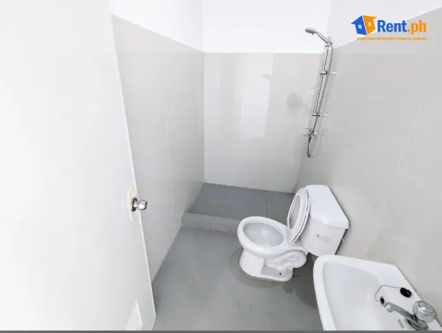 Prime 2BR Apartment For Rent in Cebu City V Rama Avenue - Secondary Image