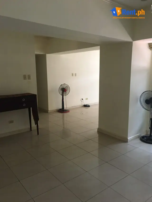 Modern 3Bedroom Condominium For Rent in Makati City - Secondary Image