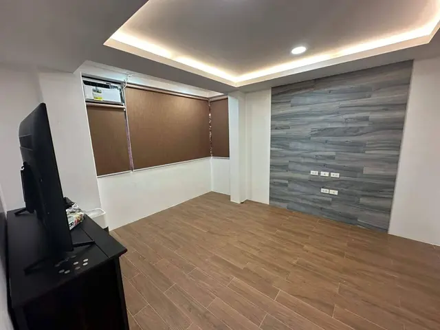 3 STOREY HOUSE & LOT IN MAHOGANY GROOVE - Secondary Image