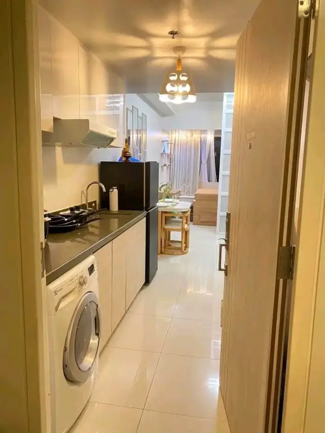 Cozy Studio Fully Furnished For Rent in Mandani Bay Suites - Secondary Image