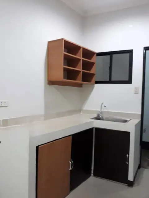 for-rent-4-bedroom-apartment-in-banawa-cebu-city-for-rent