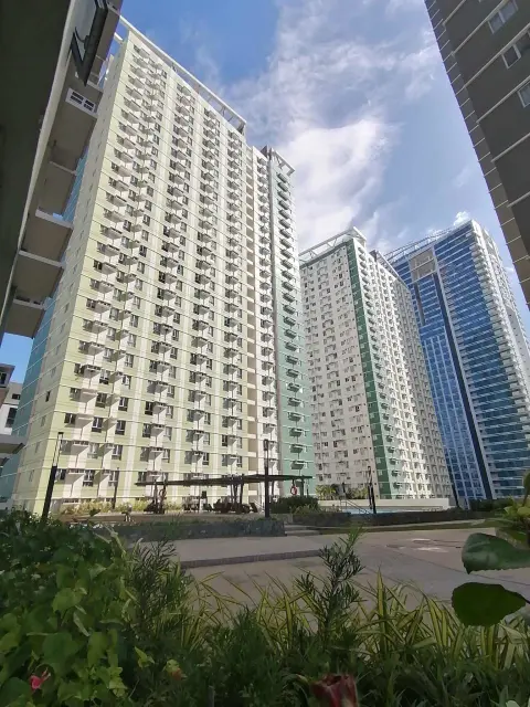 prime-2br-corner-unit-at-avida-towers-riala-cebu-it-park-for-rent