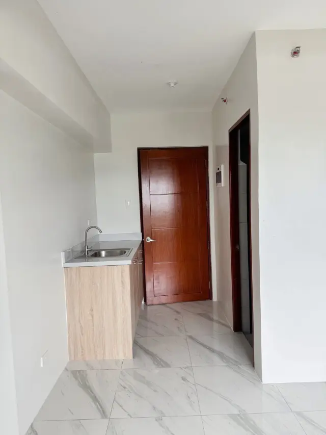 Unfurnished Studio Unit For Rent at Casa Mira Guadalupe 18k per month - Secondary Image