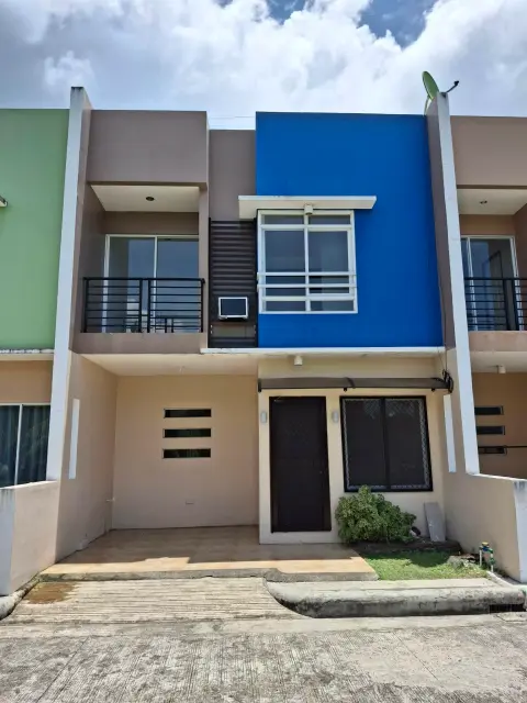 two-storey-townhouse-for-rent-in-panglao-oceanview-residences-for-rent