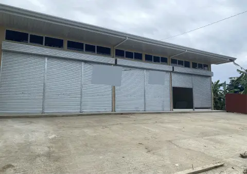 commercial-space-in-compotela-for-rent