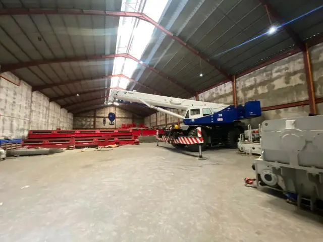 WAREHOUSE FOR RENT! 2 UNITS AVAILABLE - Secondary Image