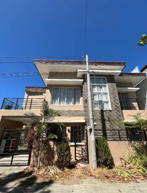 furnished-3-bedroom-house-in-basak-lapu-lapu-for-rent