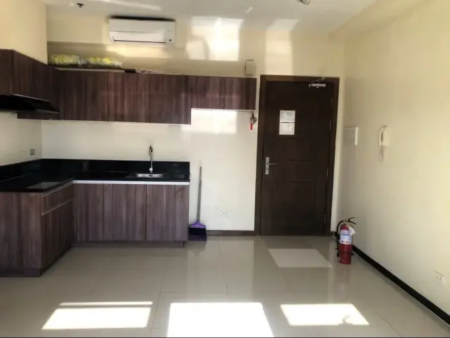 For Rent 1 bedroom Penthouse in Lahug Cebu city - Secondary Image