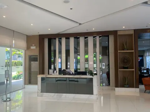 2-br-with-balcony-for-rent-right-next-to-sm-southmall-for-rent