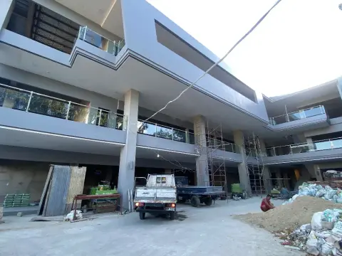 along-the-road-commercial-space-for-rent-for-rent
