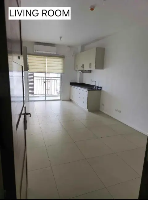 2-bedroom-and-1-bedroom-available-rent-or-buy-circulo-verde-quezon-city-pasig-php-4500000-circulo-verde-beside-parklinks-and-very-near-eastwood-libis-and-bridgetown-c5-2-bedroom-bare-unit-with-aircon-2-toilet-and-bath-70sqm-with-2-balconies-with-maids-roo-for-rent
