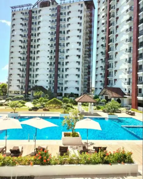 1-bedroom-for-rent-with-balcony-fully-furnished-ocean-crest-mactan-lapu2x-city-for-rent
