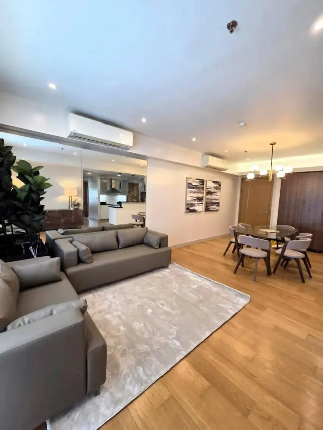 2 BEDROOM UNIT with PARKING & MAID'S ROOM FOR RENT IN AYALA BUSINESS PARK - Secondary Image