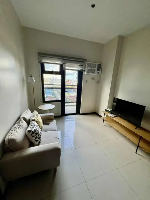 Galleria Residences Tower 1 1BR for RENT Cebu City - Secondary Image