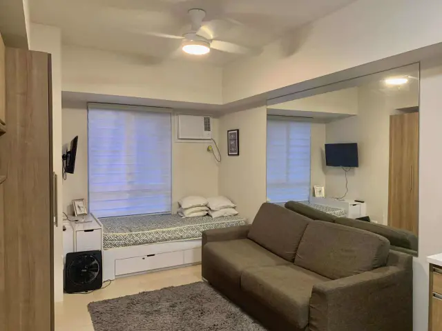 Studio-Condominium - Secondary Image