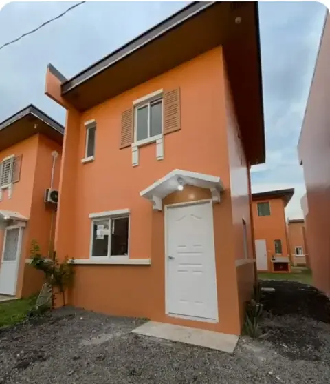 for-rent-house-lot-in-camella-pili-for-rent