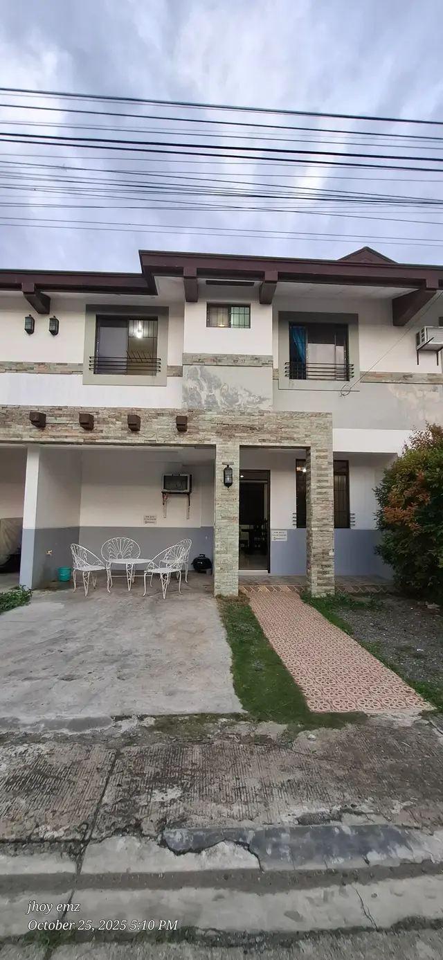 House and Lot for Rent at Courtyard! - Secondary Image