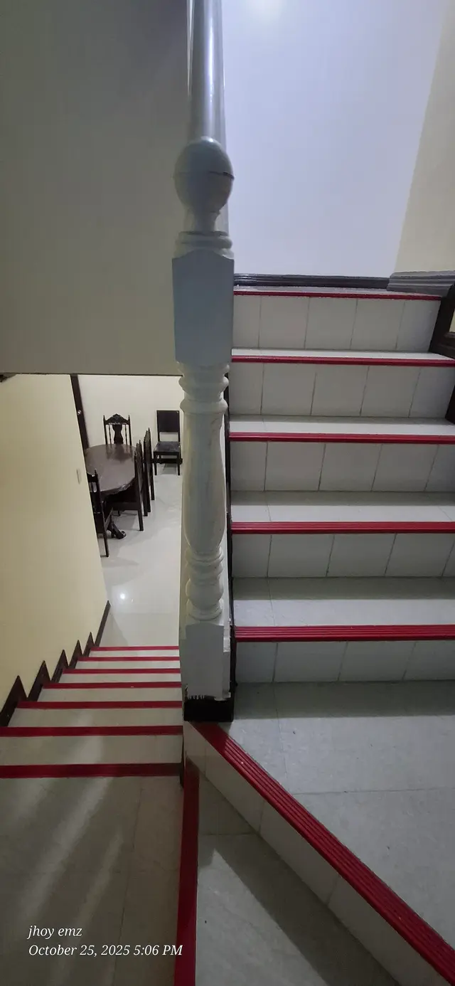 House and Lot for Rent at Courtyard! - Secondary Image