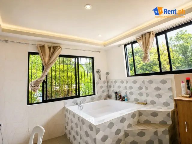 Spacious 3BR House For Rent in Dumaguete City, Negros Orient - Secondary Image