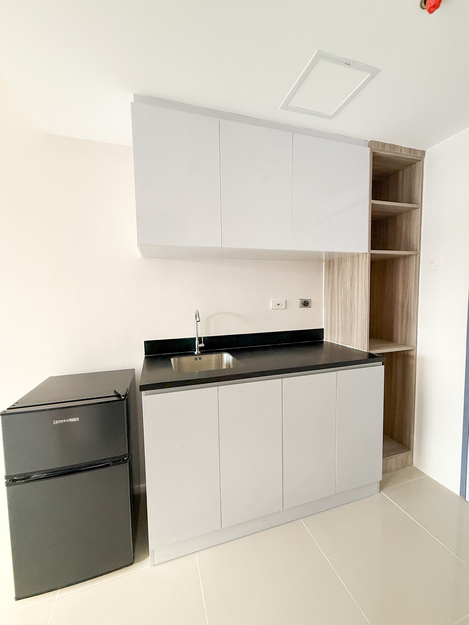 For Rent Bare Finish Studio Unit, JTower Residences https://rent.ph/uploads/0000/111/2025/06/15/491985620-24383659984600931-8308387626606052722-n.jpg