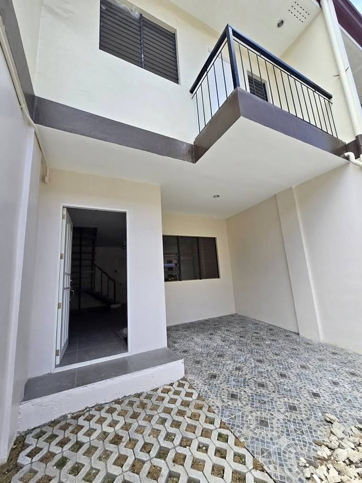 Townhouse for SALE & for RENT in Jugan, Consolacion, Cebu https://rent.ph/uploads/0000/120/2025/08/22/15.jpg