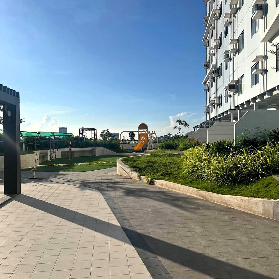 For Rent Studio Unit Fully Furnished in Taft East Gate https://rent.ph/uploads/0000/230/2025/07/02/490453873-974650174658949-8505853456528386541-n1.jpg
