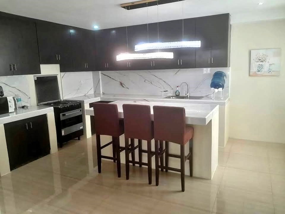 For rent Fully Furnished 3 Bedroom House and Lot in Agus Lapu-Lapu City https://rent.ph/uploads/0000/230/2025/10/27/499375351-10236709442012981-6158977863120764666-n.jpg