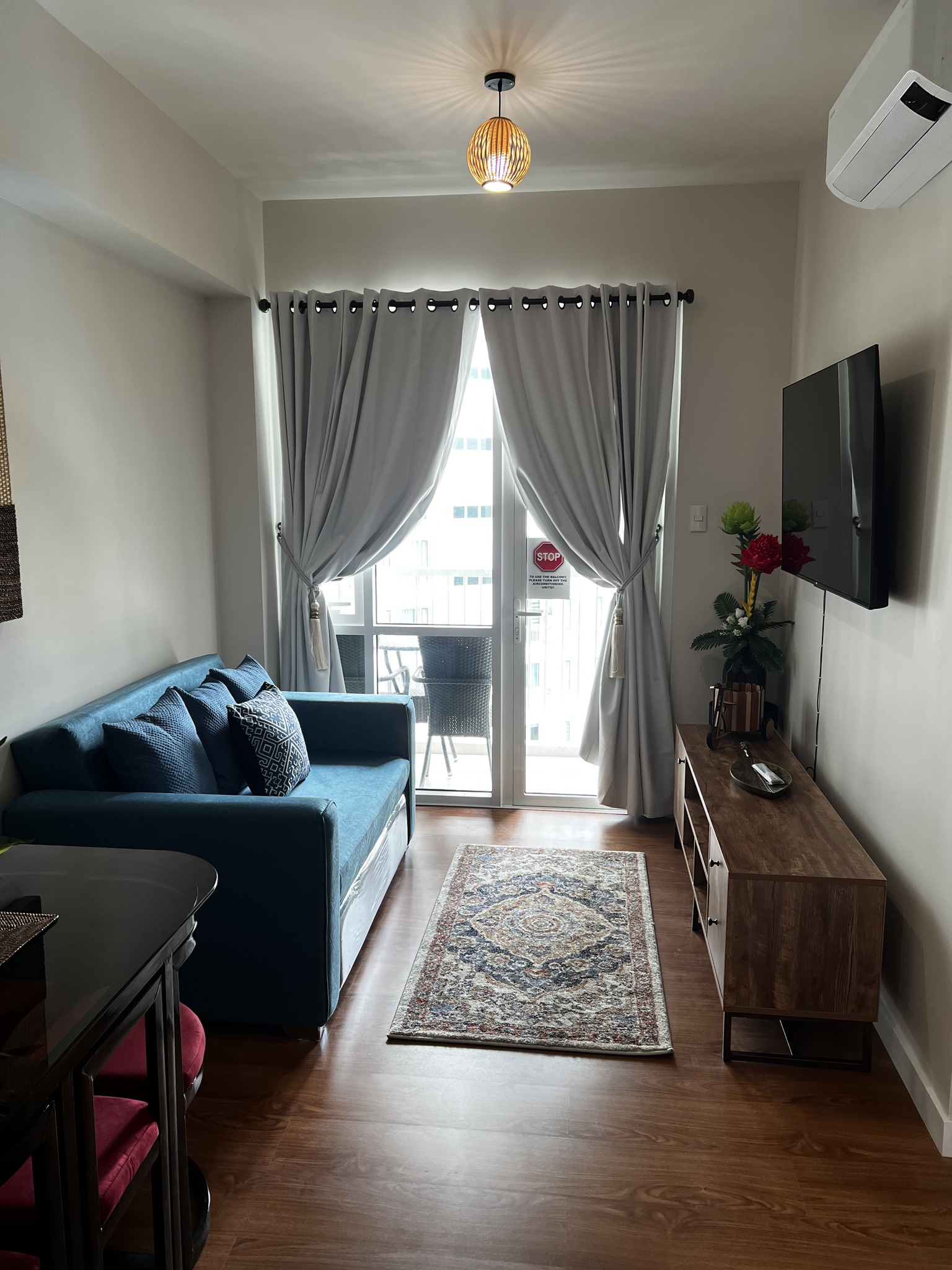 For rent 1 Bedroom Condo with Parking and Balcony in Nivel Hills Lahug Cebu City https://rent.ph/uploads/0000/230/2025/11/18/380705944-122116733732029675-7505109193714945314-n.jpg