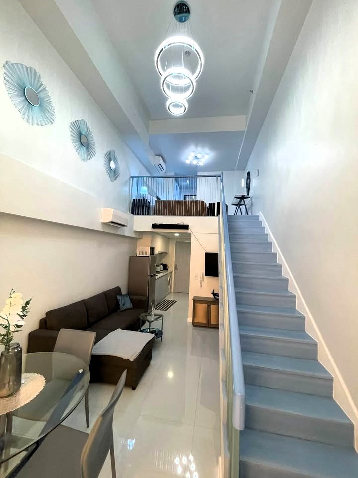 For  SALE or RENT Fully Furnished 1 bedroom Loft type Condo in Mandani Bay Suits Mandaue City https://rent.ph/uploads/0000/230/2025/12/11/541443960-1506642540472355-7390367330725221240-n.jpg