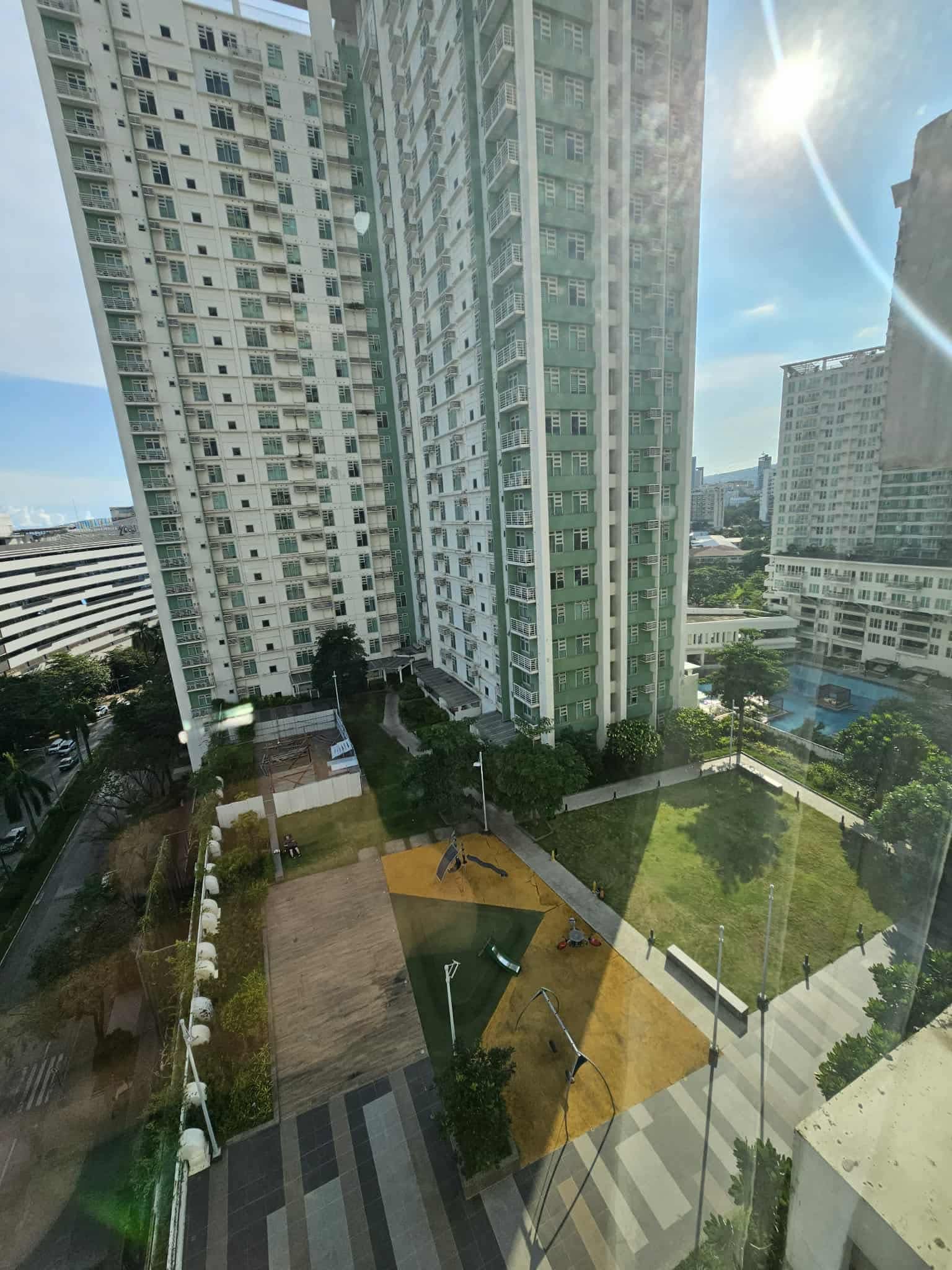 Solinea Condominium for Rent https://rent.ph/uploads/0000/25/2025/10/28/fbc24d1e805a2c6f715a3fe7dcefd75b.jpeg