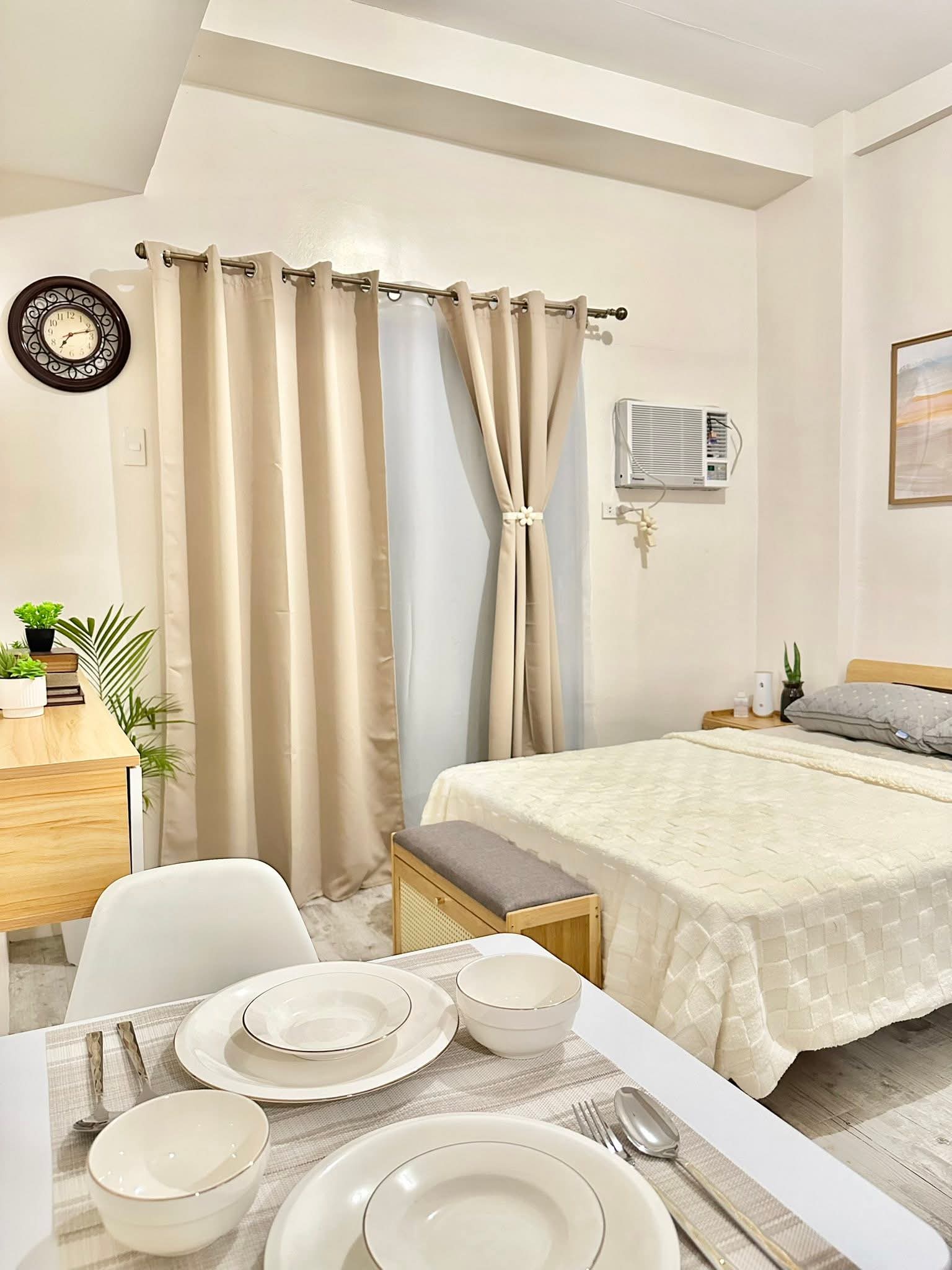 FULLY FURNISHED STUDIO IN THYME RESIDENCES WITH BALCONY https://rent.ph/uploads/0000/914/2025/12/31/1000268903.jpg