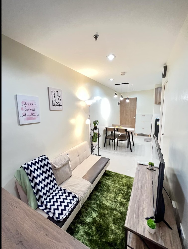 Unveiling a Captivating Gem: 1 BR Condo in Mandaue City https://rent.ph/uploads/0012/12625/2025/03/13/601030bf-4c12-4397-9770-2b96746b9d8f.jpg