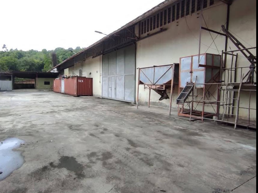 600SQM WAREHOUSE FOR LEASE IN TABLON, CDO WITH TRUCK SCALER INSIDE COMPOUND. https://rent.ph/uploads/0012/12710/2025/05/09/495555746-1014675084146848-5237145976081210670-n.jpg