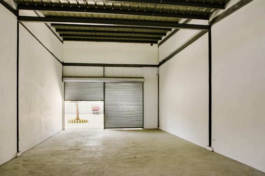89.80sqm Commercial Space https://rent.ph/uploads/0012/12710/2025/10/04/1000016041.jpg