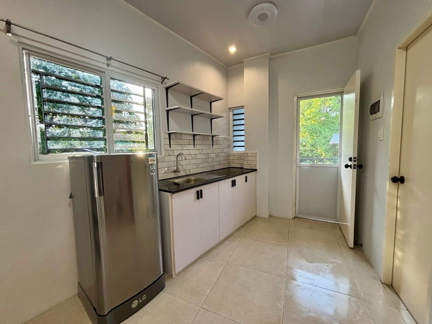 1 Bedroom Apartment for Rent near Limketkai Mall in Cagayan de Oro City https://rent.ph/uploads/0012/12710/2025/11/16/1000017441.jpg