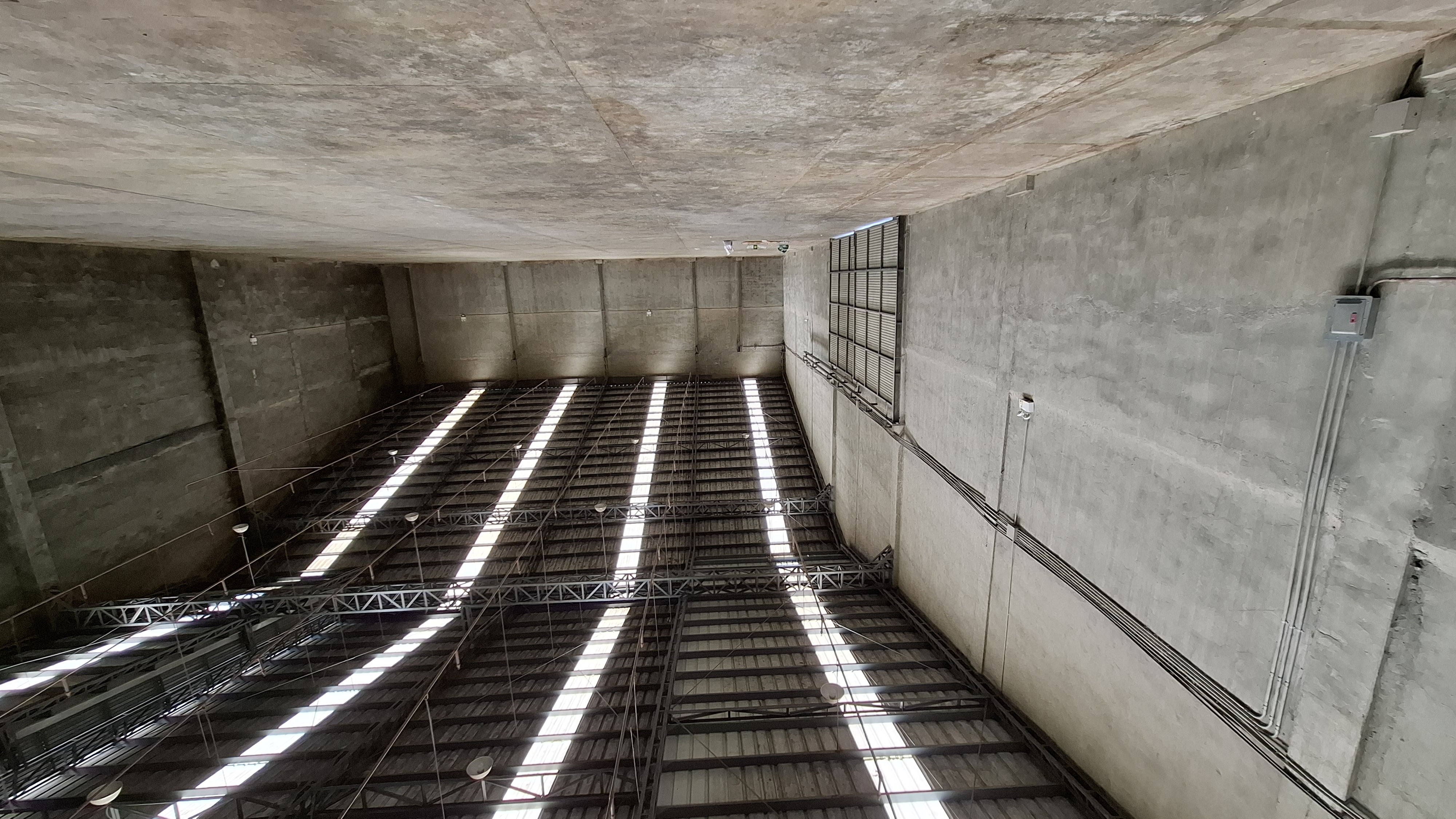 500sqm Warehouse for Lease in Cagayan de Oro Highway, Gated Compound with 24/7 Security https://rent.ph/uploads/0012/12710/2025/11/27/1000006209.jpg