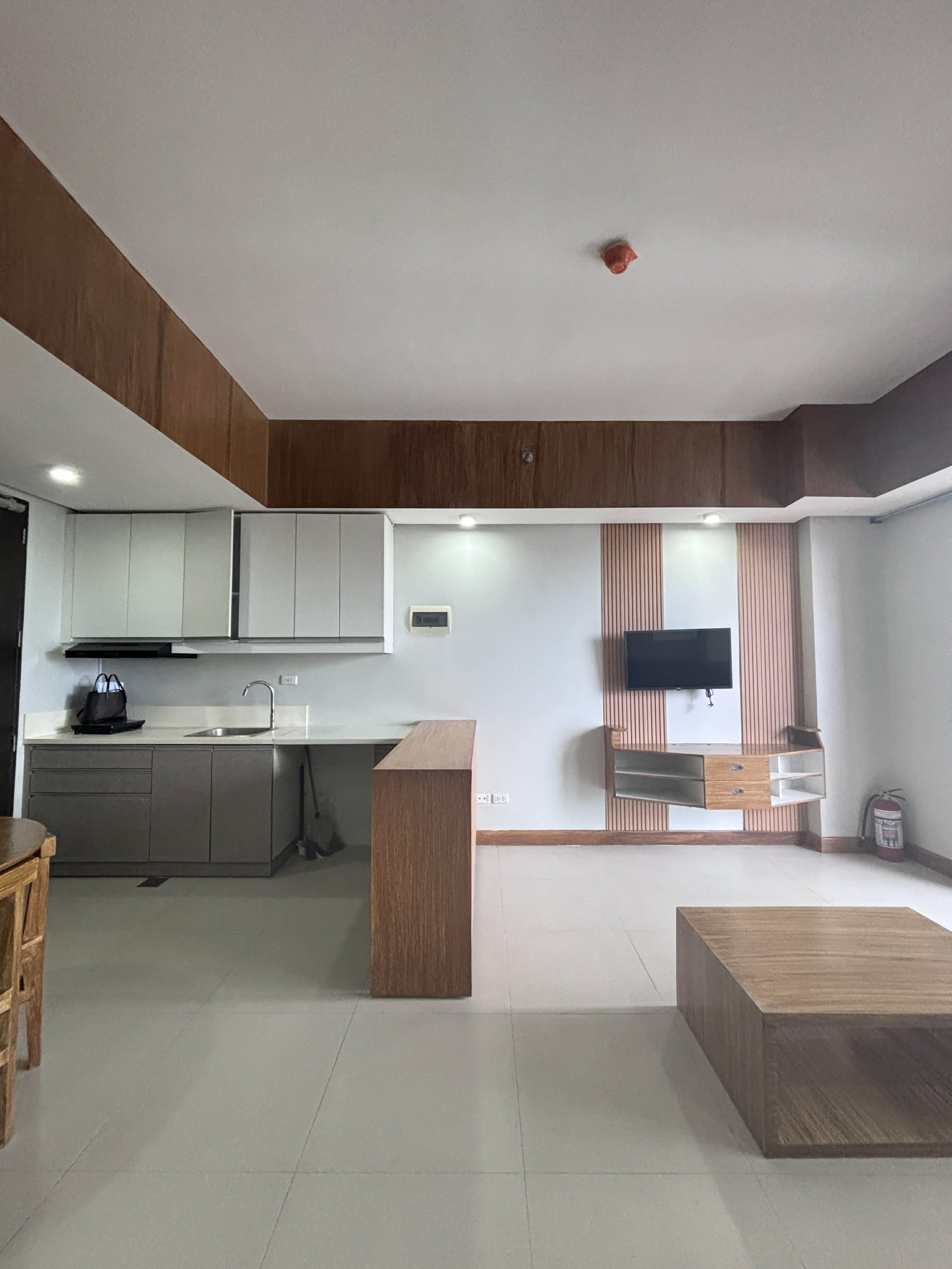 Spacious One Bedroom for rent in Baseline Premiere https://rent.ph/uploads/0013/13100/2025/10/24/mbuv01pv.jpg