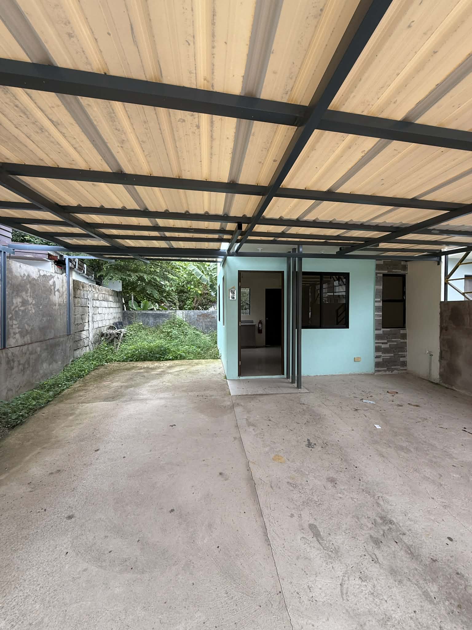 Townhouse Unit For Rent in Sibulan https://rent.ph/uploads/0013/13247/2026/03/21/8a4913fb-39a5-4512-83db-c0734bf859cb.jpg