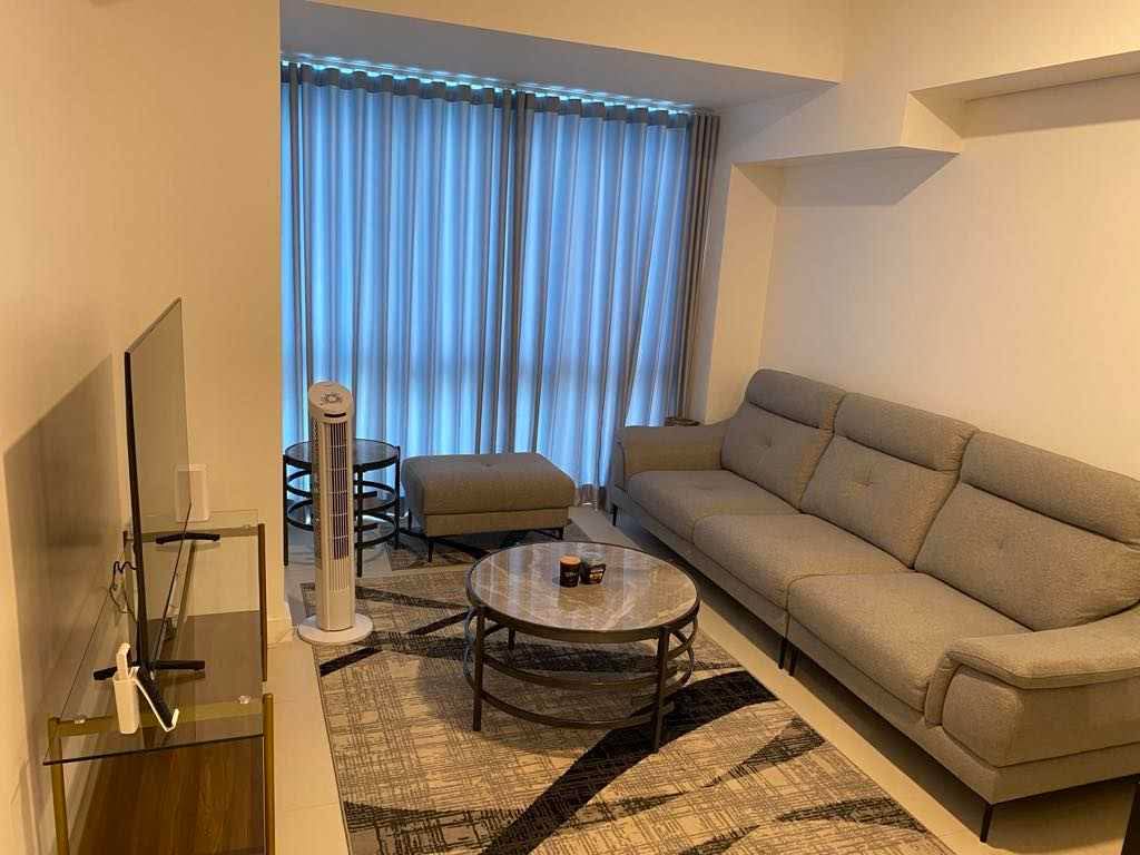 38Park 1Br with Balcony facing Ayala Central Bloc Mall https://rent.ph/uploads/0013/13258/2025/06/10/afd57e1ff446d3c928d2d245deeb3514.jpeg