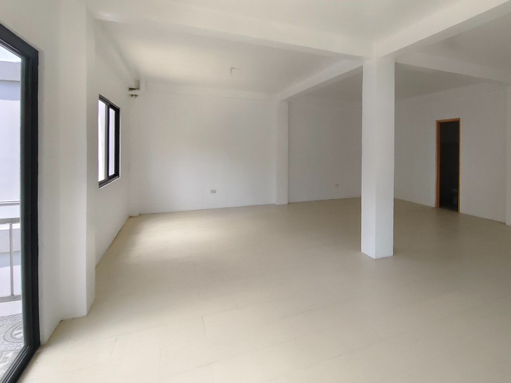 Office/Commercial Space for Lease https://rent.ph/uploads/0013/13297/2025/05/07/img-20240806-110226.jpg