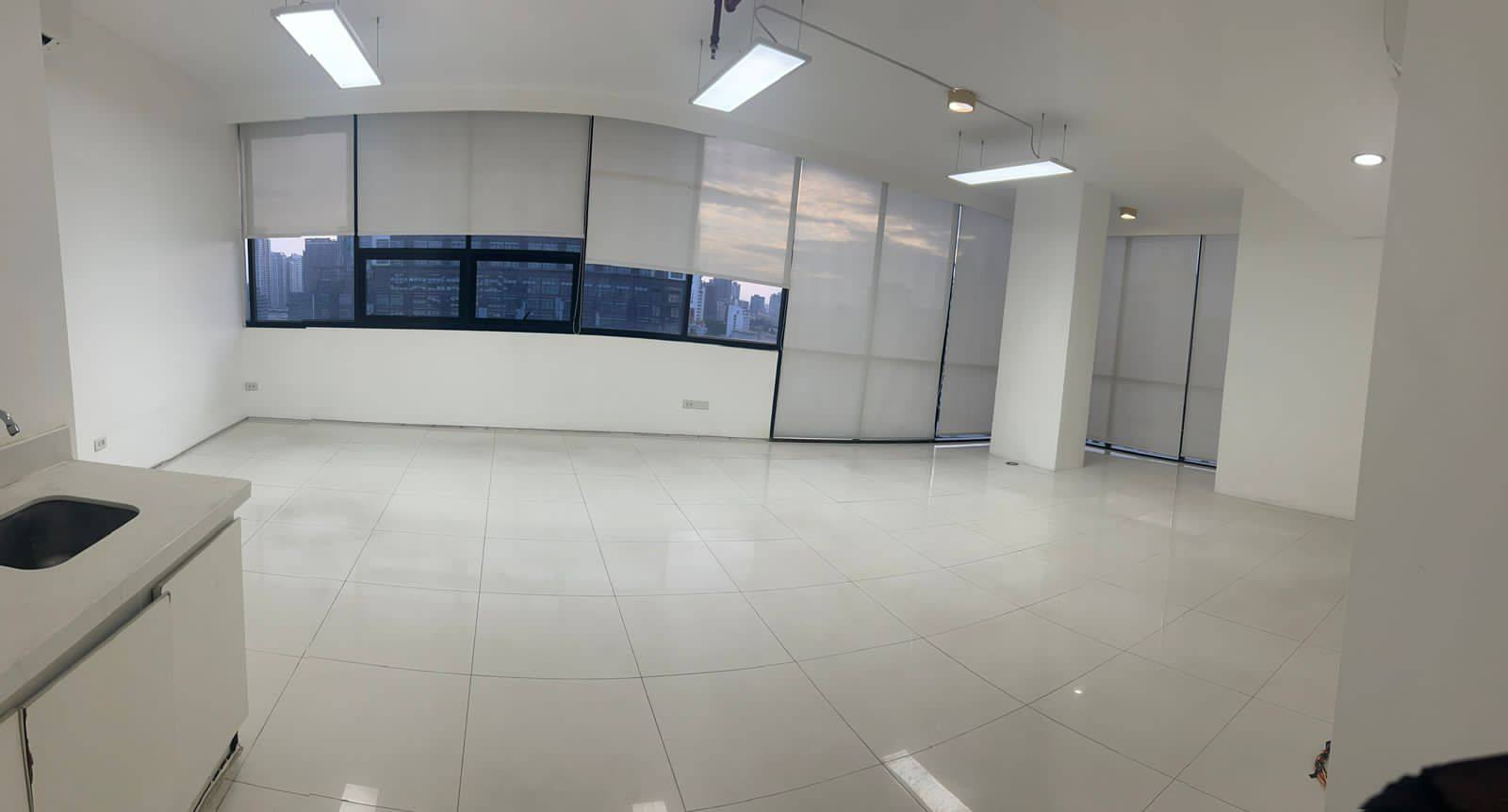 53.60 sqm Home Office space for rent in Avenir Residences https://rent.ph/uploads/0013/13633/2025/10/10/558114700-805297612246833-5423623631635956827-n.jpg
